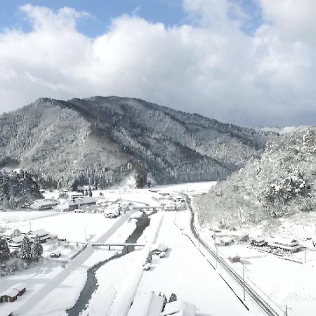 Ryokan Kigusuriya Nantan Bagian luar foto