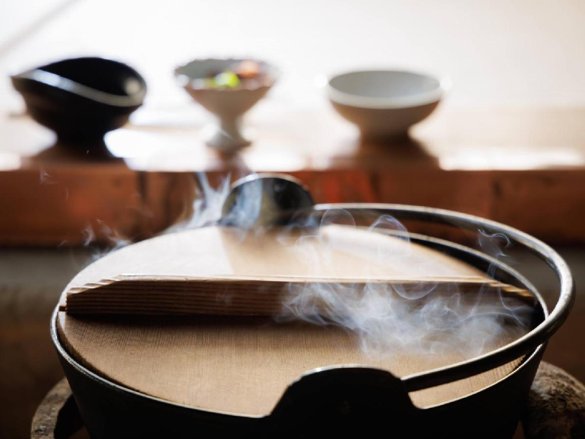 Ryokan Kigusuriya Nantan Bagian luar foto