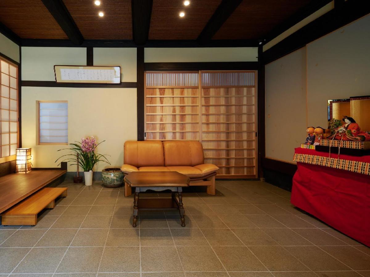 Ryokan Kigusuriya Nantan Bagian luar foto