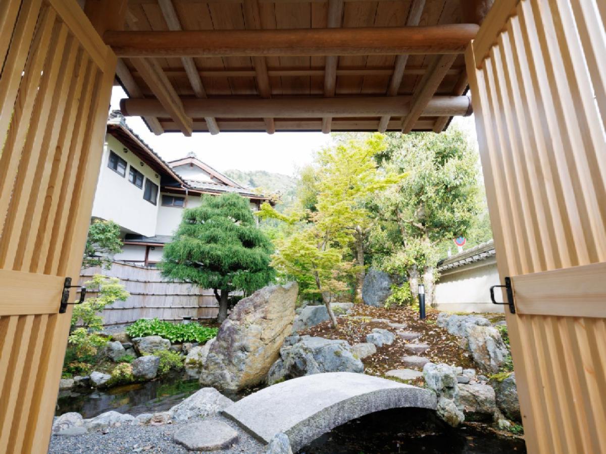 Ryokan Kigusuriya Nantan Bagian luar foto